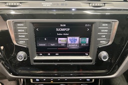 met. sininen Volkswagen Touran 2016 kuva 17.