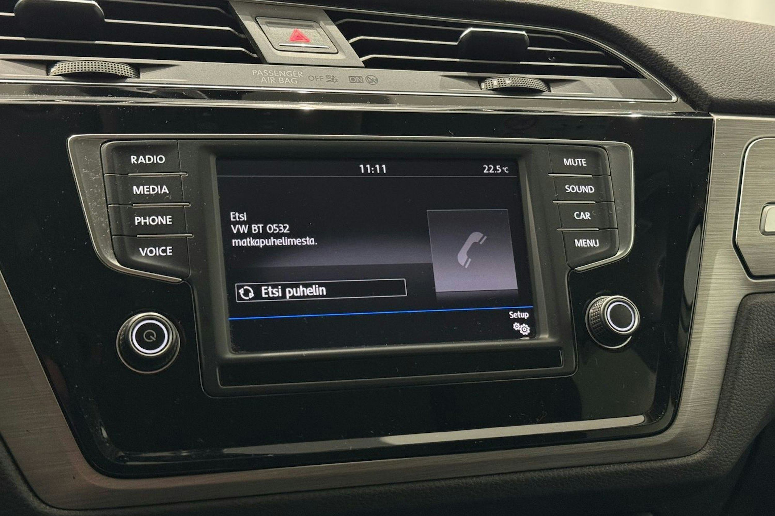 valkoinen Volkswagen Touran 2016 kuva 21.