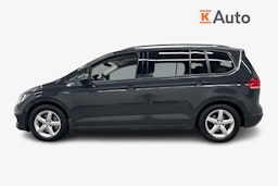 harmaa Volkswagen Touran 2016 kuva 5.