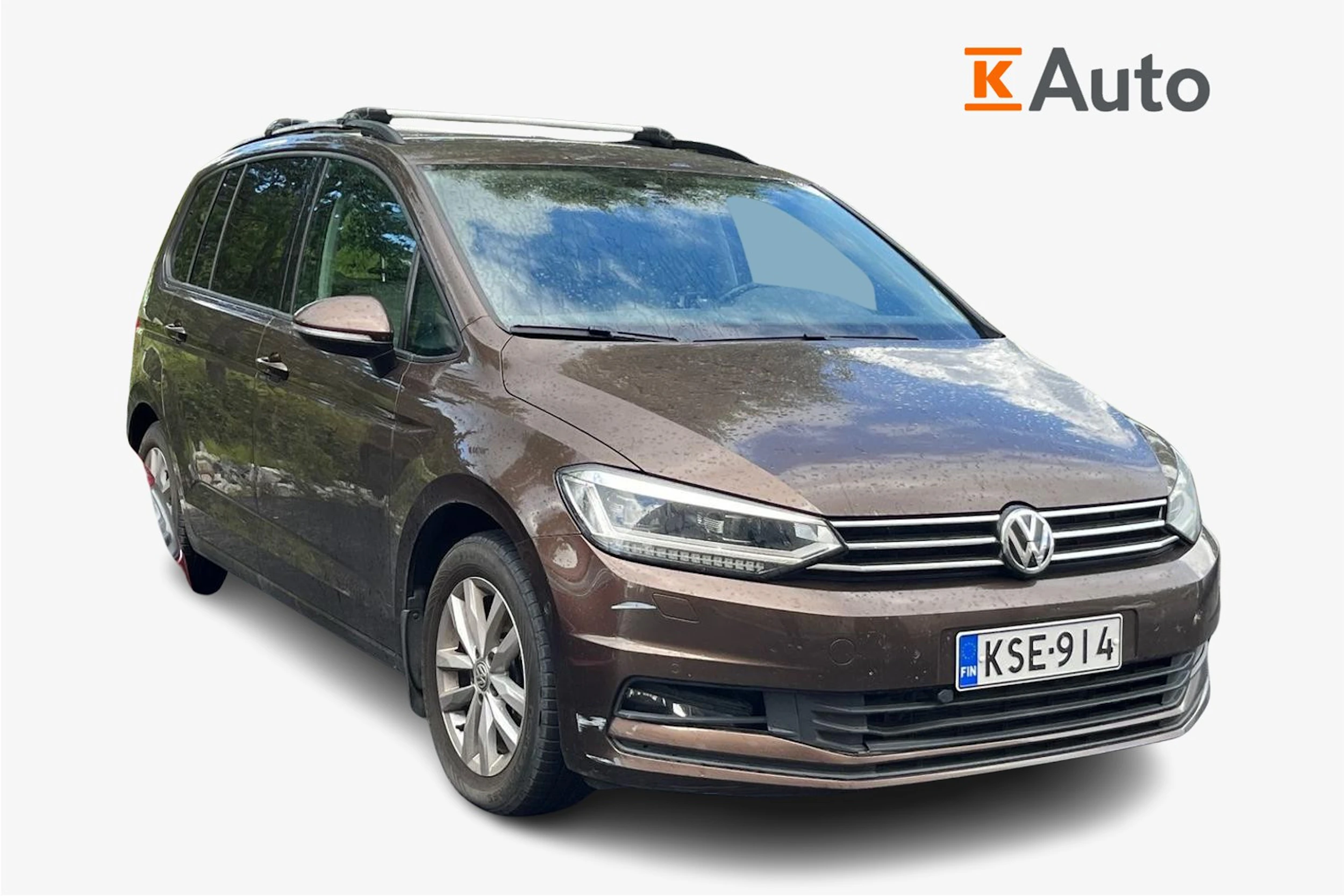 ruskea (beige) Volkswagen Touran 2016 kuva 1.