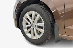ruskea (beige) Volkswagen Touran 2016 kuva 9.