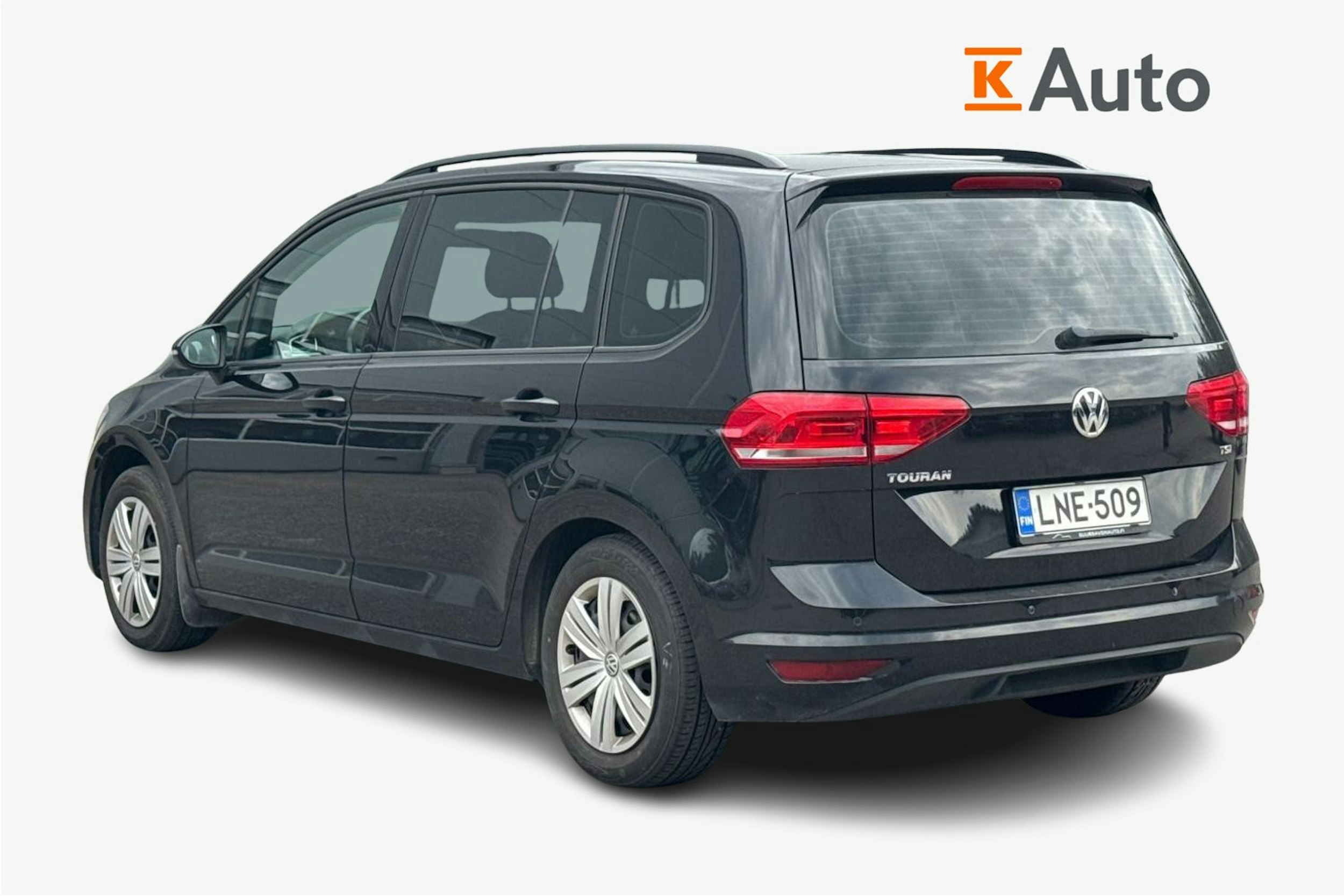 musta Volkswagen Touran 2016 kuva 2.