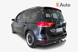 musta Volkswagen Touran 2016 kuva 2.