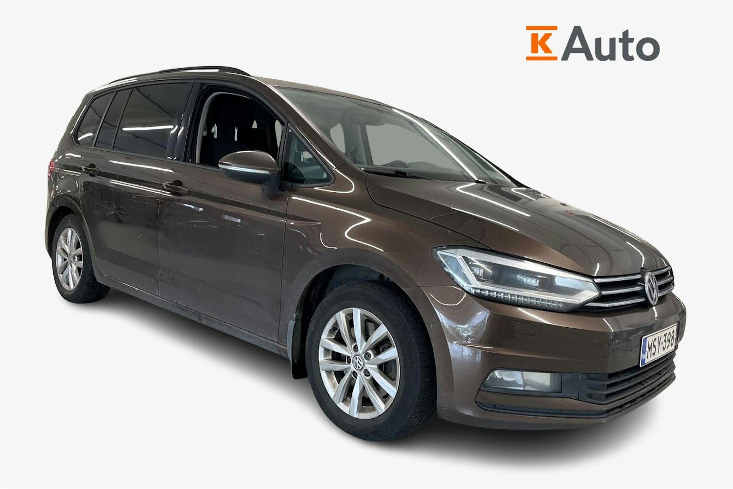 Ruskea (beige) Volkswagen TOURAN 2016 kuva 1.