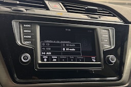 Ruskea (beige) Volkswagen TOURAN 2016 kuva 26.