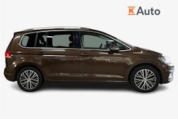 ruskea Volkswagen TOURAN 2016 kuva 6.
