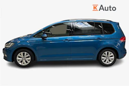sininen Volkswagen Touran 2016 kuva 7.