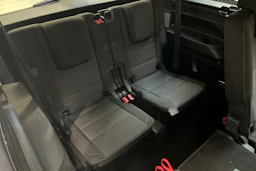 sininen Volkswagen Touran 2016 kuva 16.