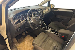 valkoinen Volkswagen Touran 2016 kuva 3.