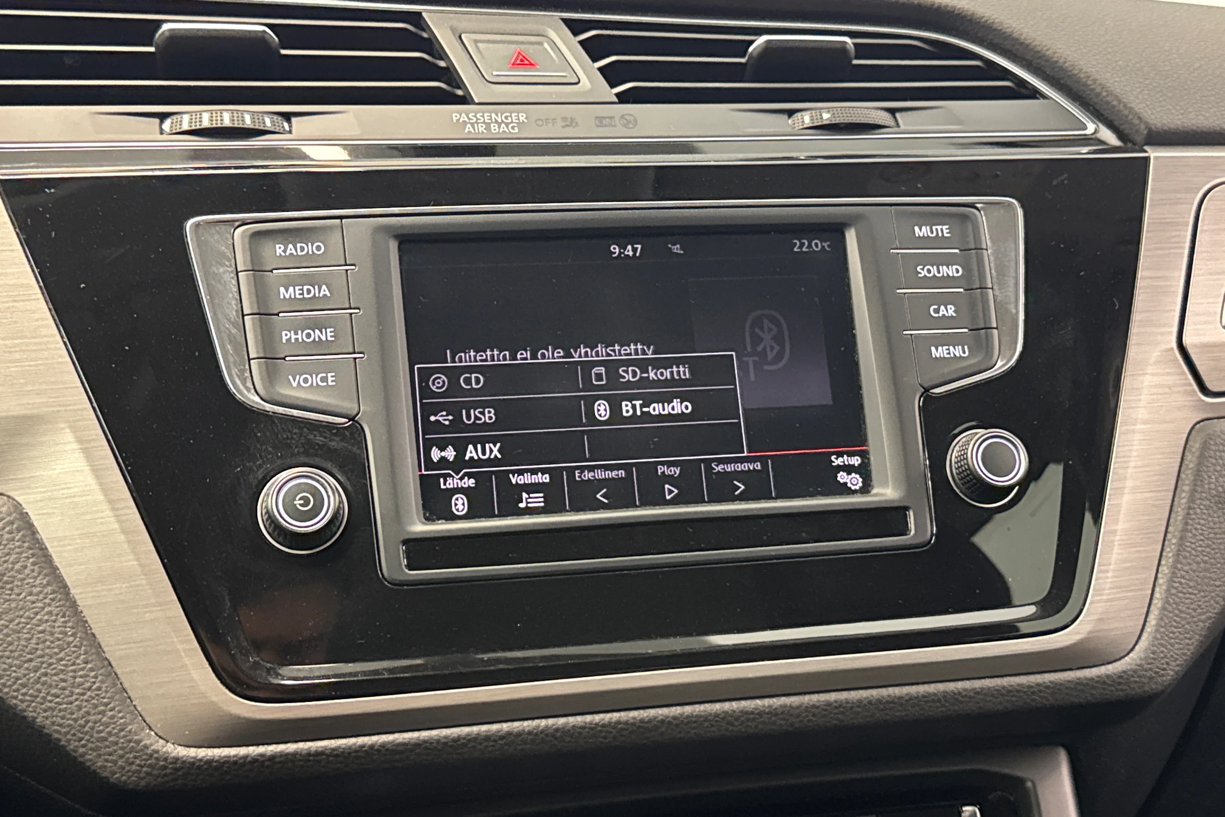 valkoinen Volkswagen Touran 2016 kuva 24.
