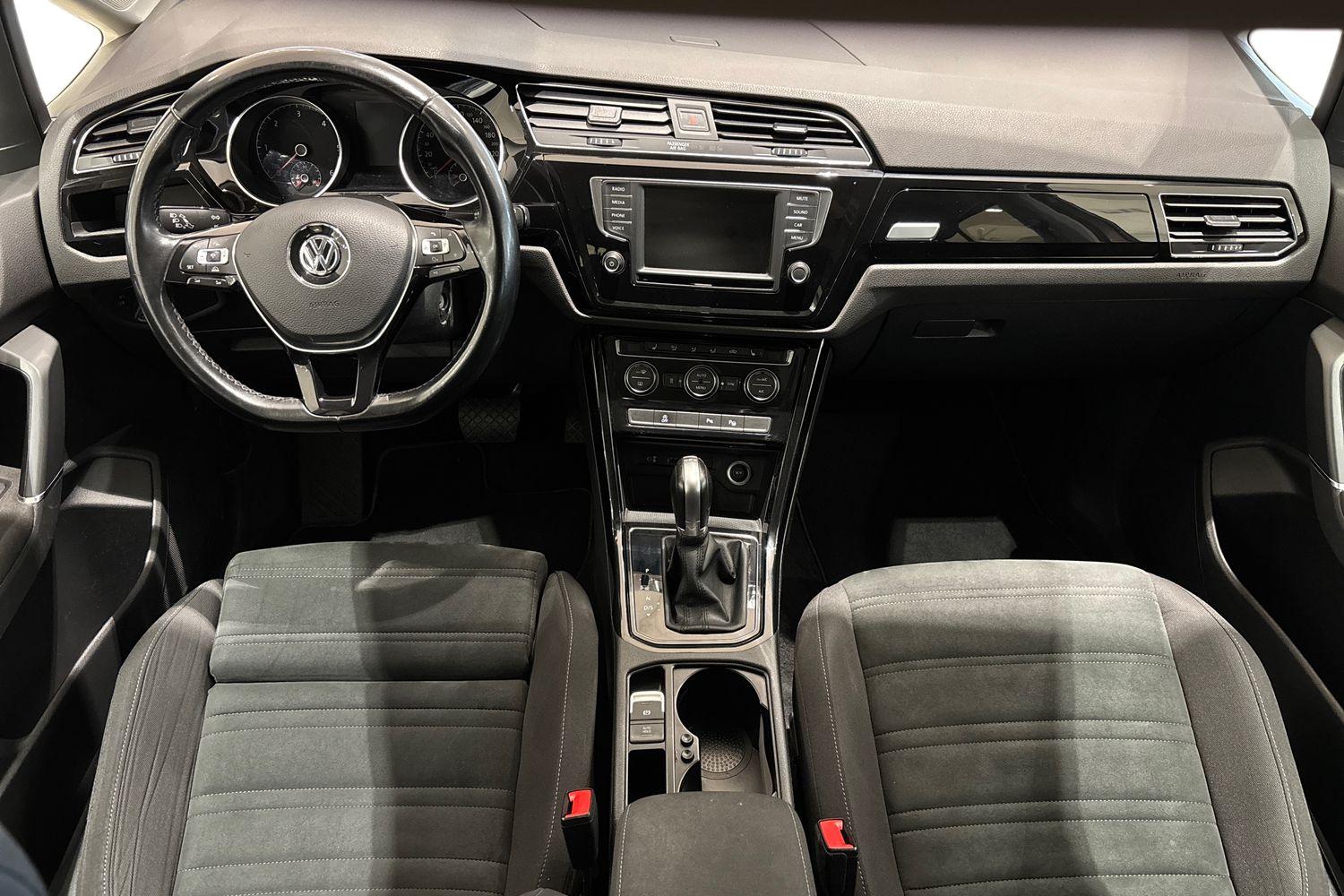 Volkswagen Touran 2017, bild 7/35