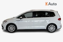 valkoinen Volkswagen Touran 2017 kuva 6.