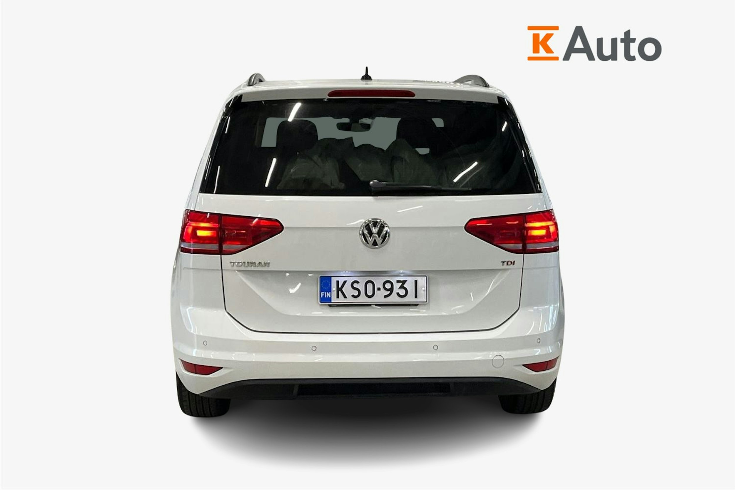 valkoinen Volkswagen Touran 2017 kuva 3.