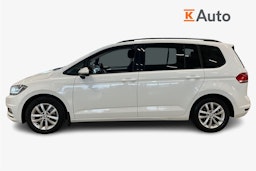 valkoinen Volkswagen Touran 2017 kuva 6.