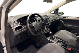 hopea Volkswagen Touran 2017 kuva 6.