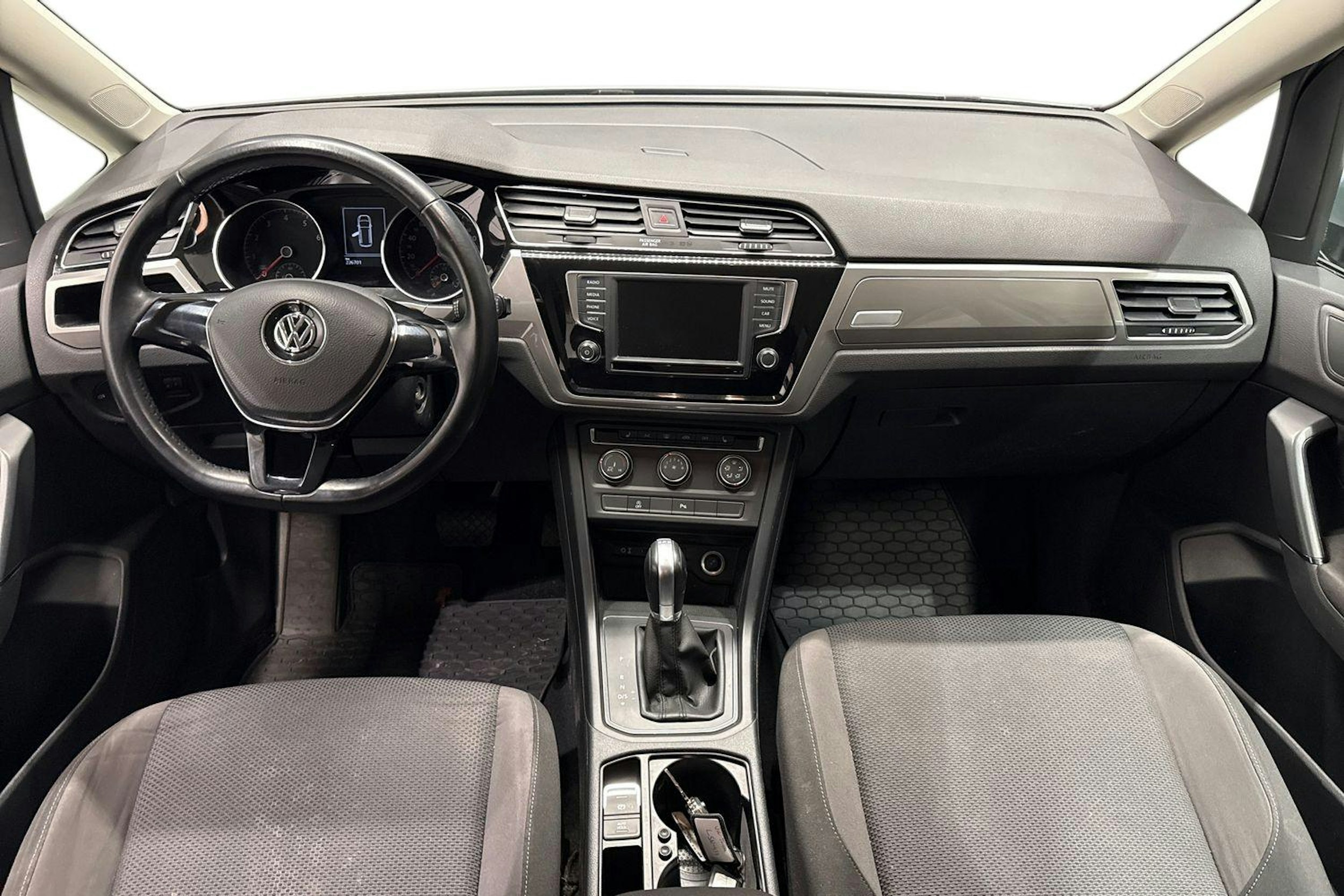 hopea Volkswagen Touran 2017 kuva 7.