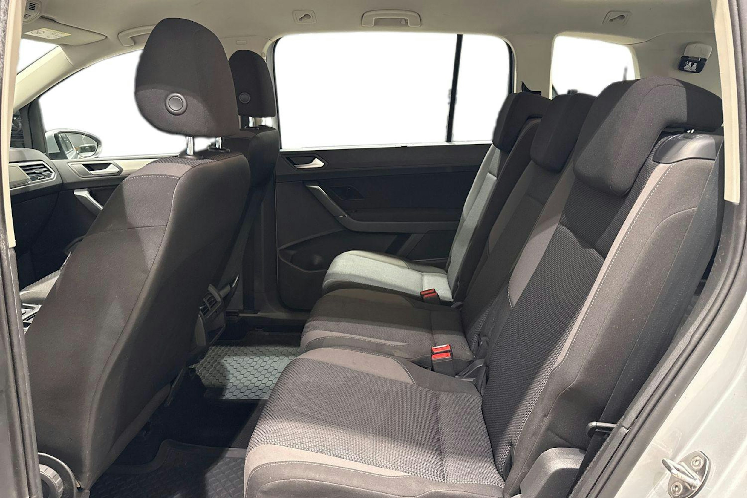 hopea Volkswagen Touran 2017 kuva 8.