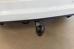 Valkoinen Volkswagen TOURAN 2017 kuva 28.