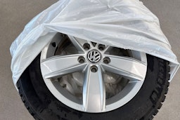 Valkoinen Volkswagen TOURAN 2017 kuva 30.
