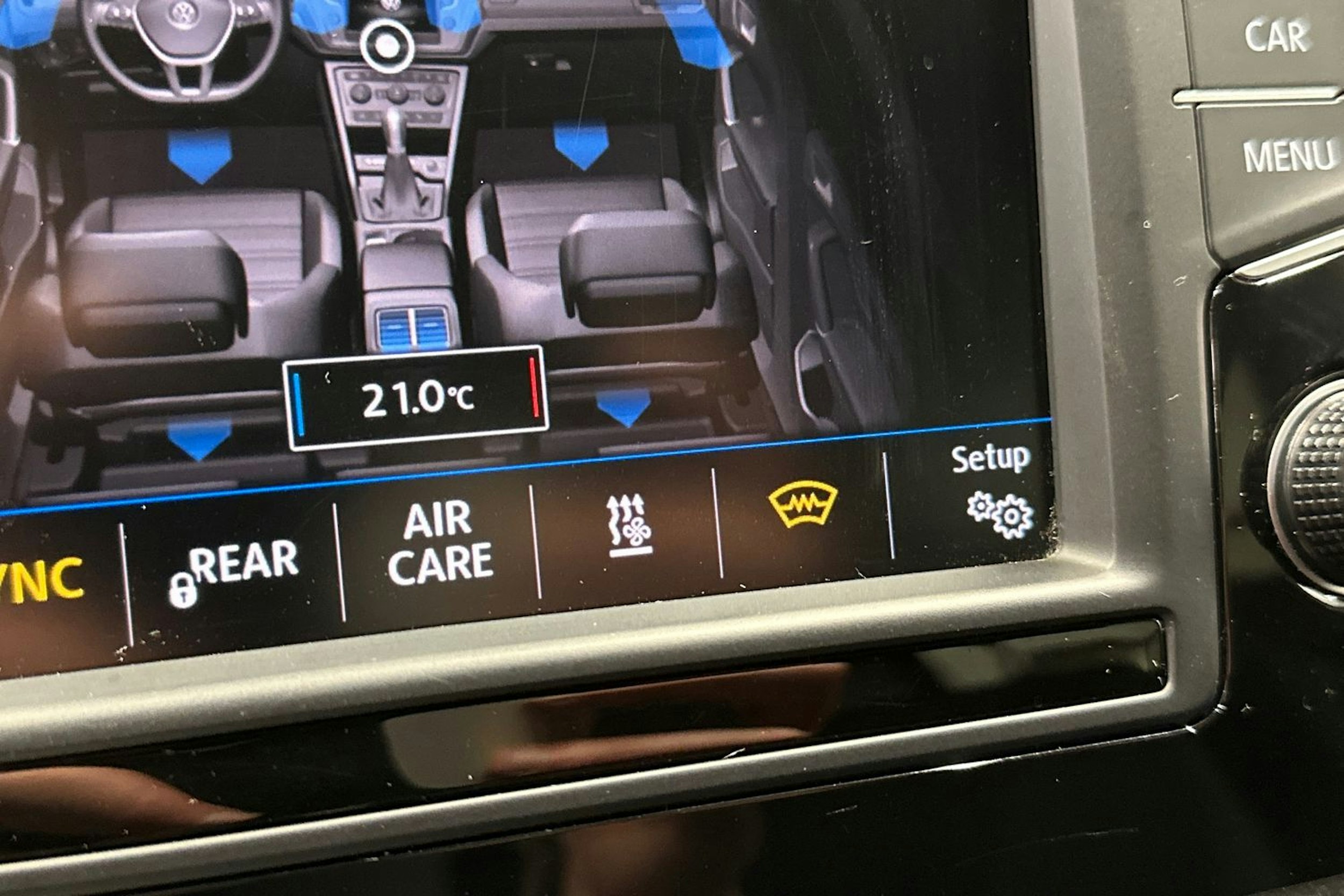 sininen Volkswagen Touran 2017 kuva 19.