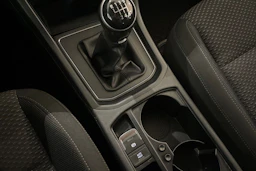 harmaa Volkswagen Touran 2017 kuva 21.