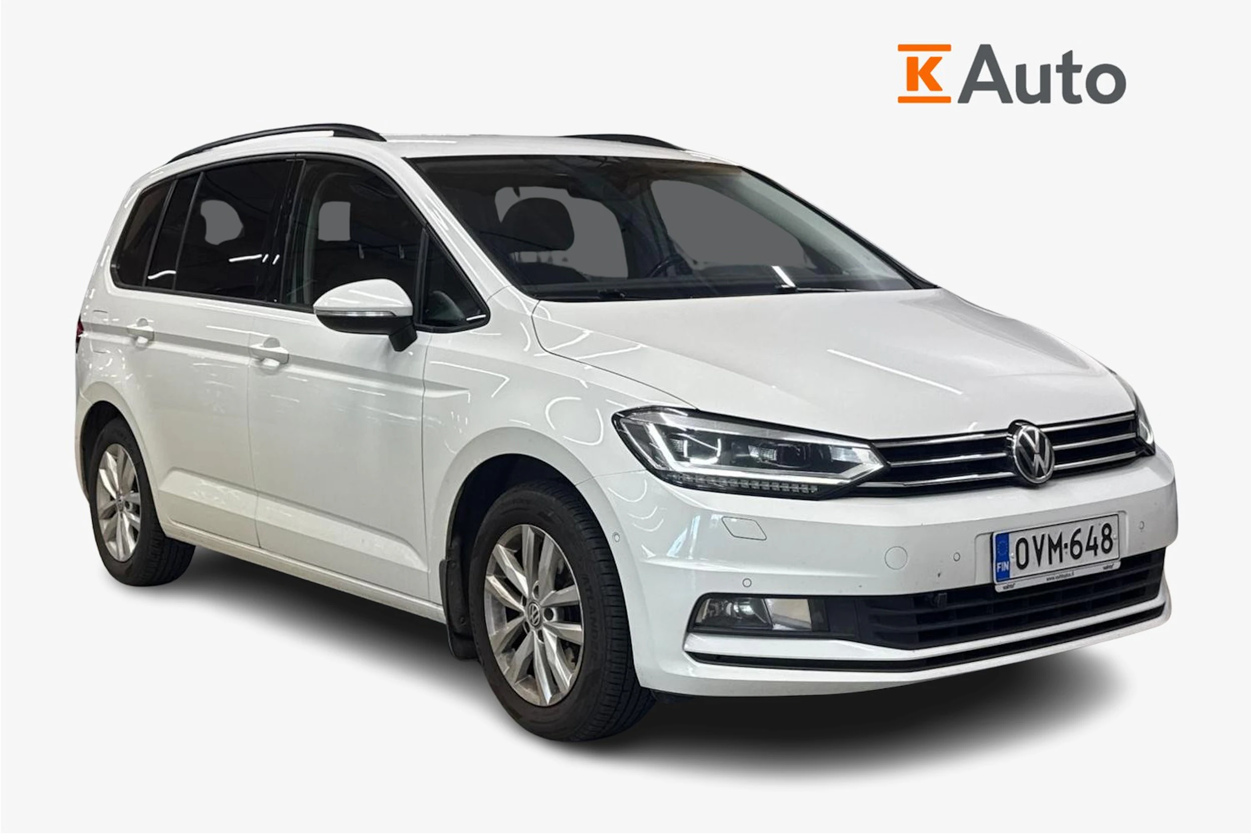 valkoinen Volkswagen Touran 2017 kuva 1.