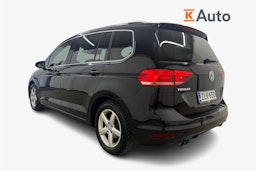 musta Volkswagen Touran 2017 kuva 2.