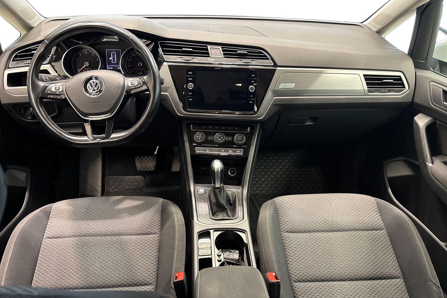 Volkswagen Touran 2018, kuva 7/29