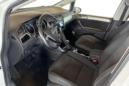 valkoinen Volkswagen Touran 2018 kuva 7.