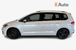 Valkoinen Volkswagen TOURAN 2019 kuva 5.
