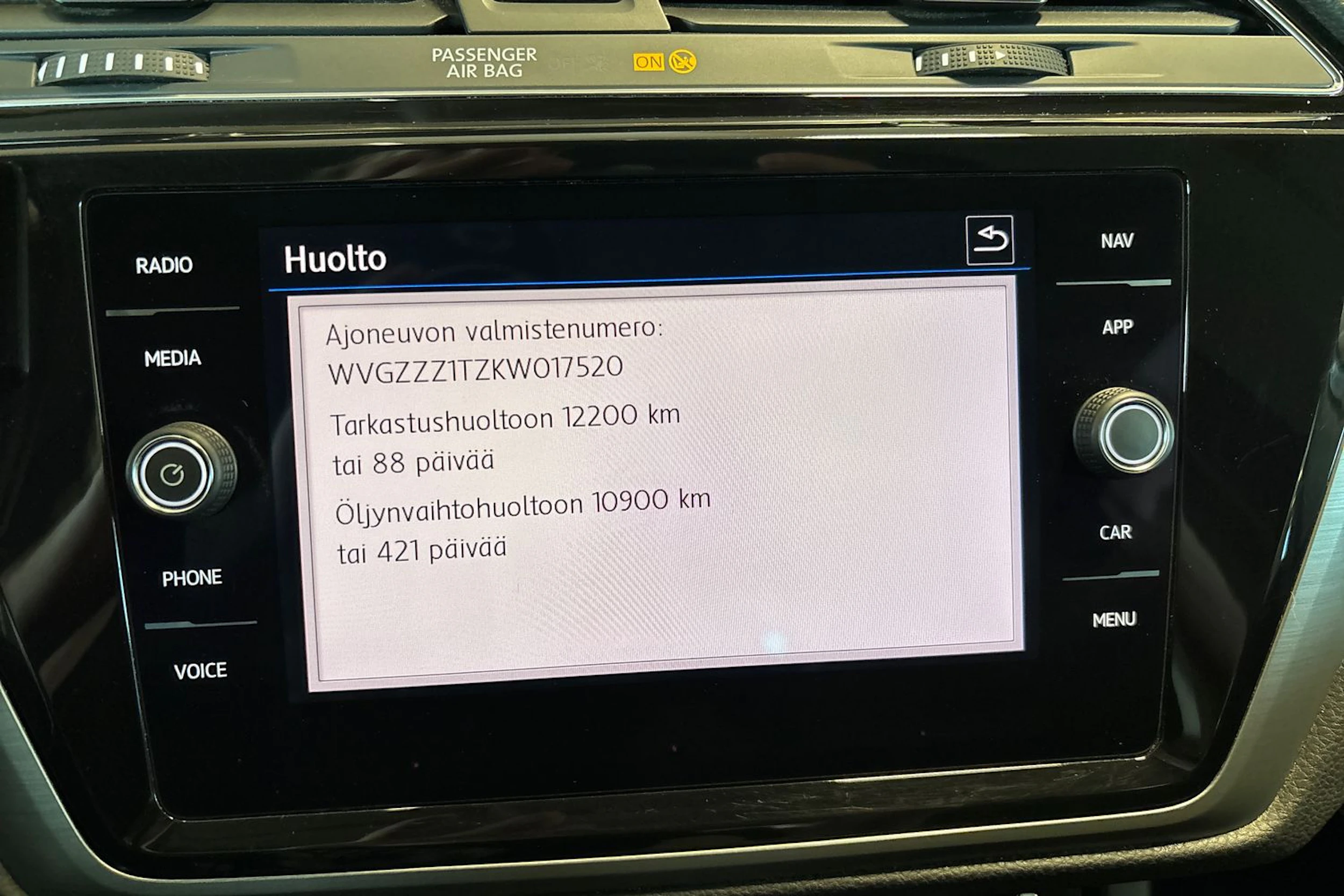 Valkoinen Volkswagen TOURAN 2019 kuva 16.