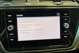 Valkoinen Volkswagen TOURAN 2019 kuva 16.