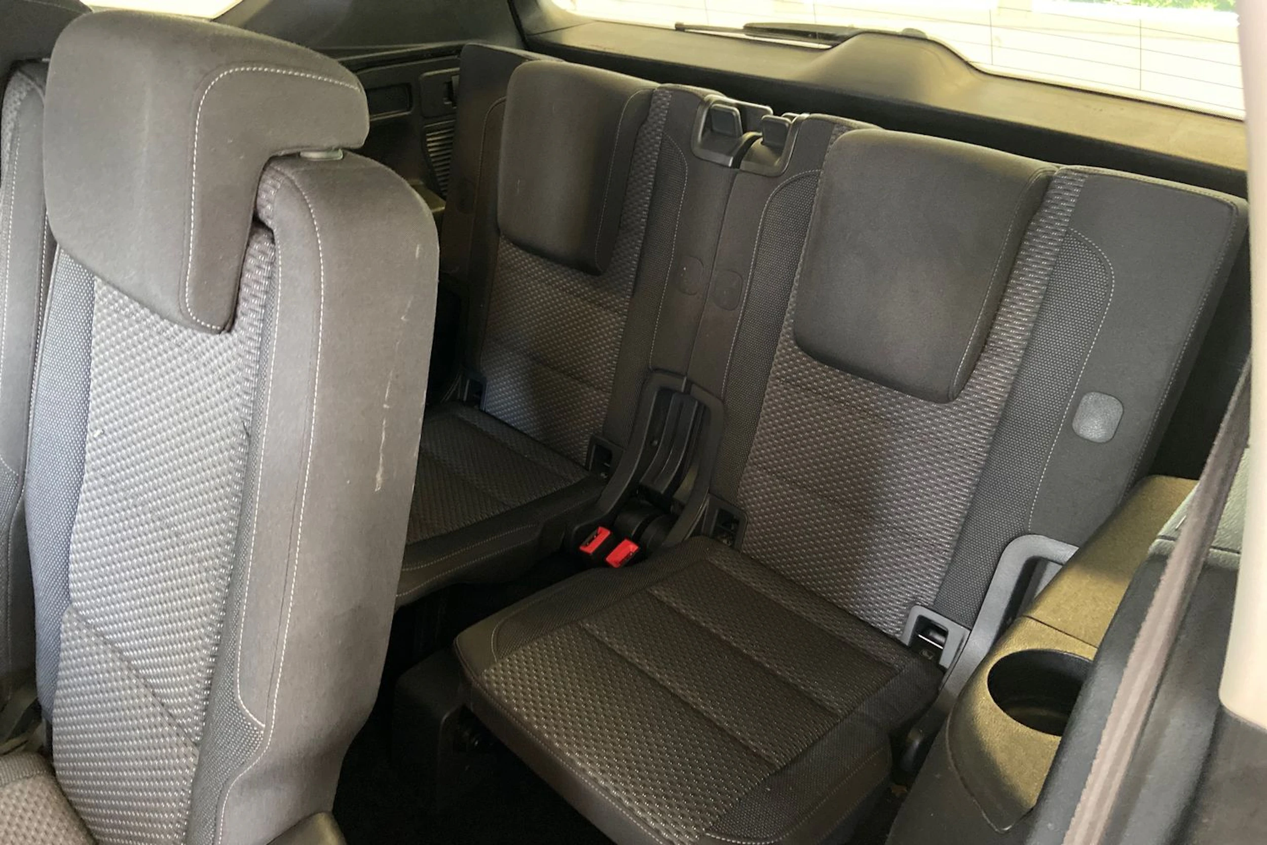 sininen Volkswagen Touran 2018 kuva 11.