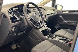 Sininen Volkswagen TOURAN 2018 kuva 7.