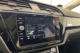 Sininen Volkswagen TOURAN 2018 kuva 24.