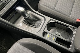 Sininen Volkswagen TOURAN 2018 kuva 30.