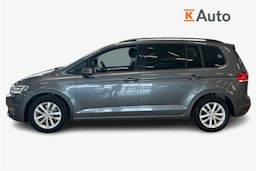 harmaa Volkswagen Touran 2018 kuva 6.