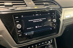 harmaa Volkswagen Touran 2018 kuva 21.