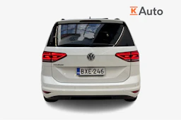 valkoinen Volkswagen Touran 2019 kuva 3.