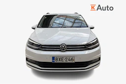 valkoinen Volkswagen Touran 2019 kuva 4.