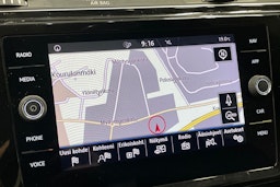 Valkoinen Volkswagen TOURAN 2019 kuva 21.