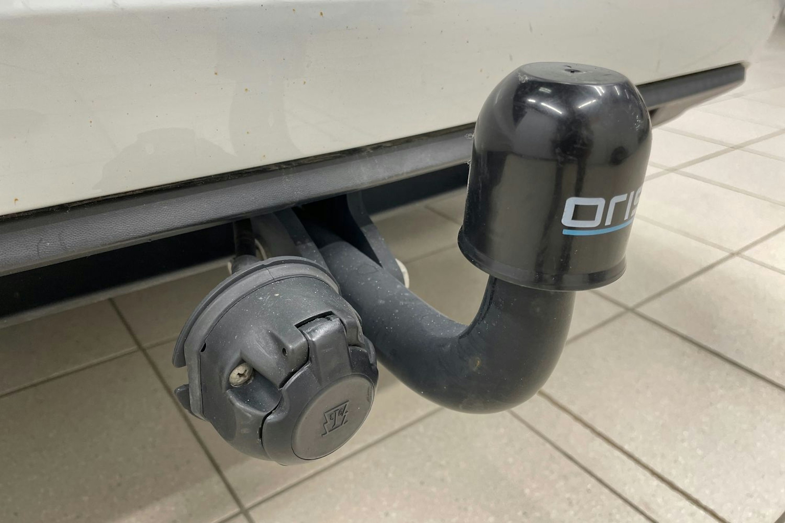 Valkoinen Volkswagen TOURAN 2019 kuva 24.