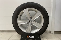 Valkoinen Volkswagen TOURAN 2019 kuva 25.