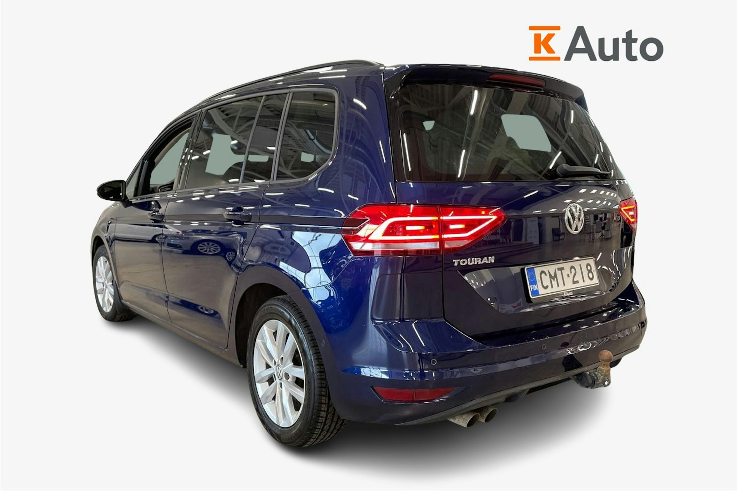 sininen Volkswagen Touran 2019 kuva 2.