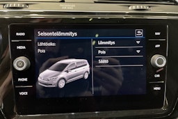 sininen Volkswagen Touran 2019 kuva 30.