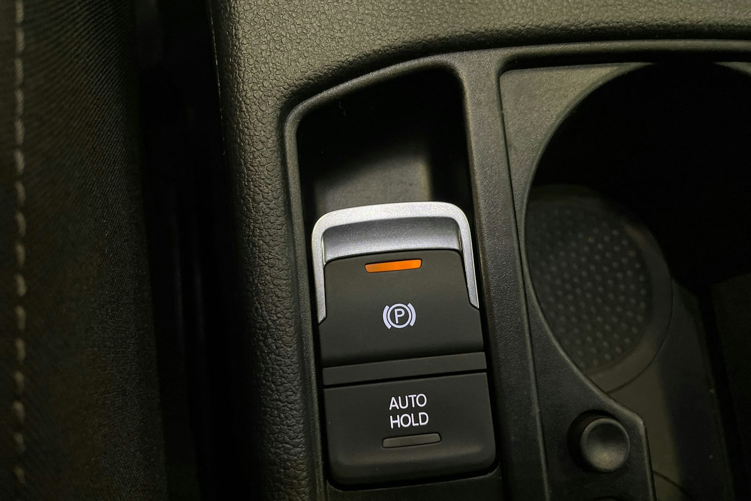 sininen Volkswagen Touran 2019 kuva 33.