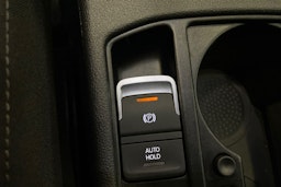 sininen Volkswagen Touran 2019 kuva 33.