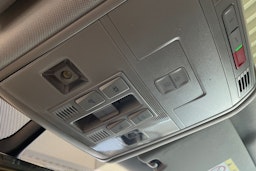 Valkoinen Volkswagen TOURAN 2019 kuva 23.