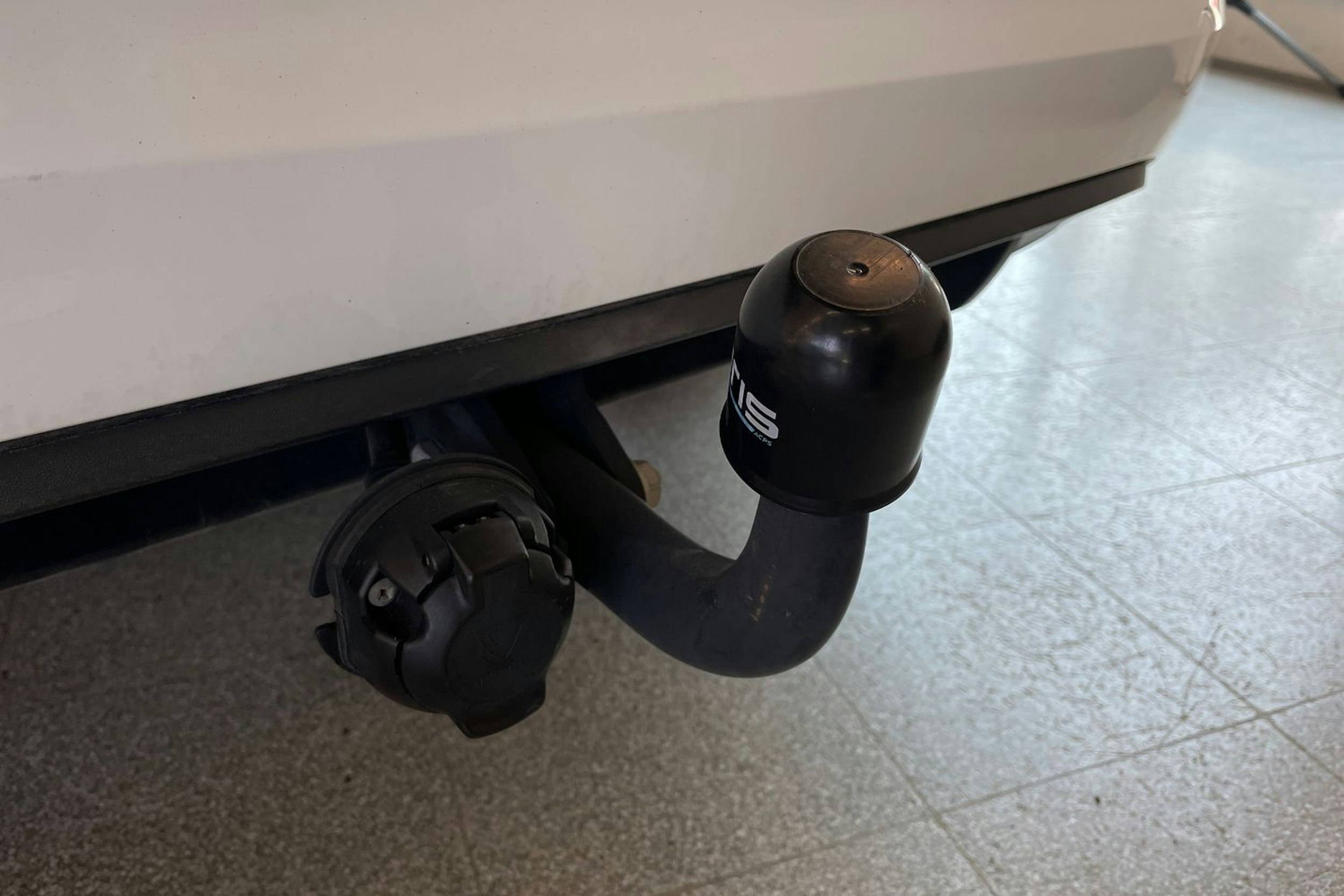Valkoinen Volkswagen TOURAN 2019 kuva 32.