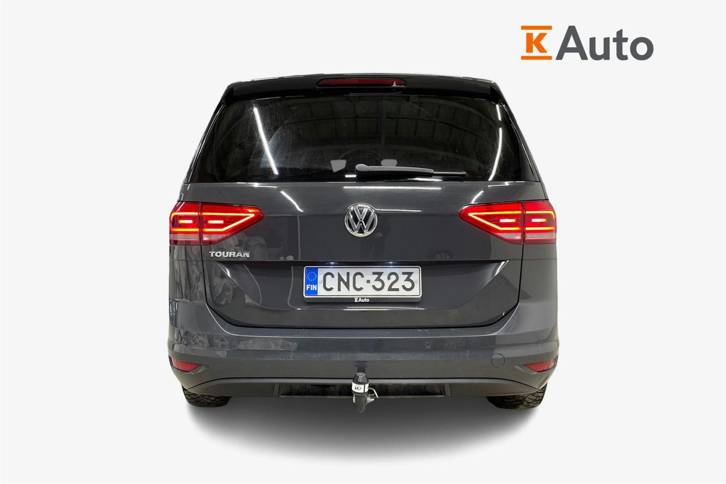 harmaa Volkswagen Touran 2019 kuva 3.